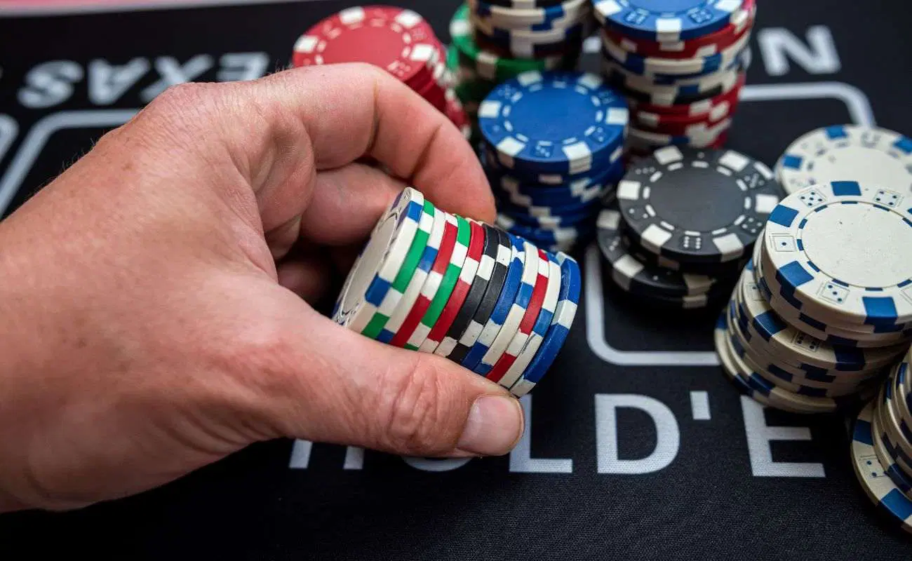 How to Manage Your Bankroll While Playing Slots - Ubet95